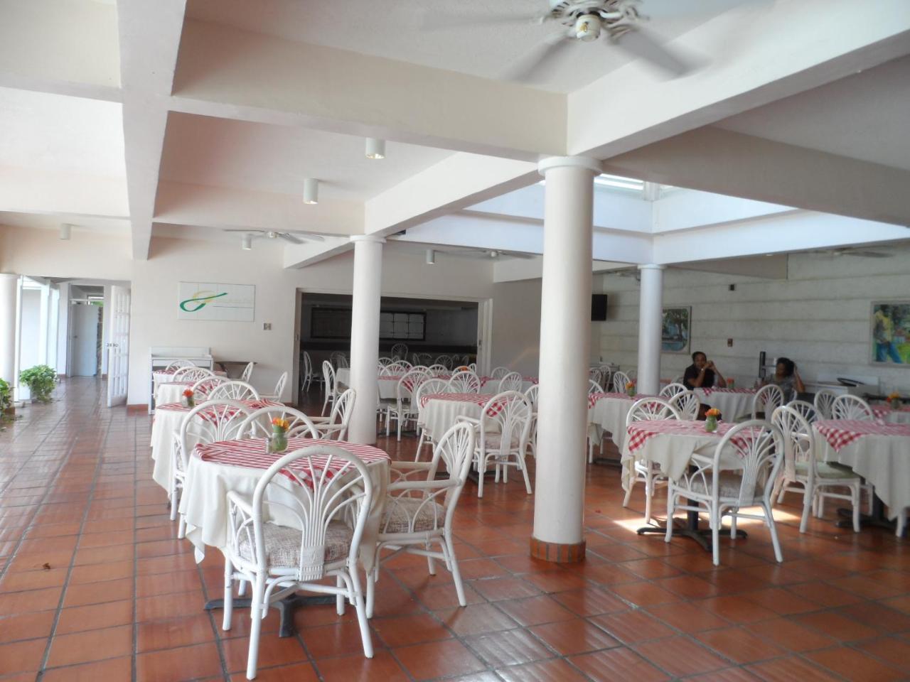 Hotel Pommarine Bridgetown Exterior photo